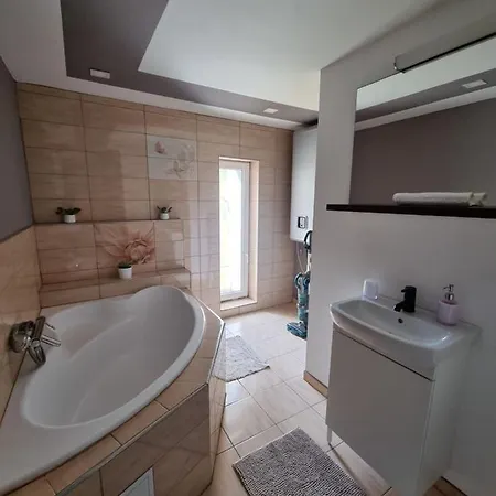 Angyalvölgy vendégház Apartman *